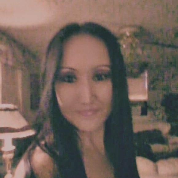 Meet your Posher, Rebecca - Picture 1 of 5